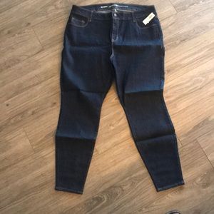 Old Navy Super Skinny Jean